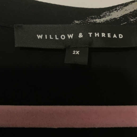 Willow and Thread blouse - 2x - Picture 4 of 4